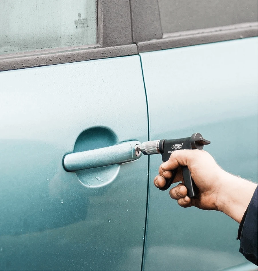 Аварійне відкриття авто